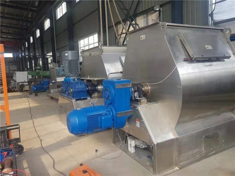 Kaksiympyräinen melasekoitin